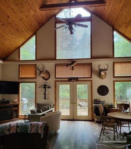 9543 Quiet Creek Rd, Milton, FL 32570