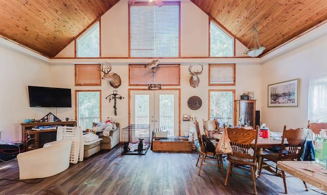 9543 Quiet Creek Rd, Milton, FL 32570