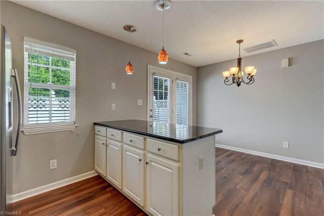 3 Tannenbaum Circle, Greensboro, NC 27410