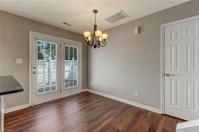 3 Tannenbaum Circle, Greensboro, NC 27410