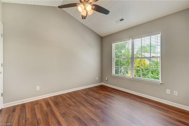 3 Tannenbaum Circle, Greensboro, NC 27410