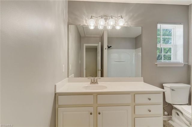 3 Tannenbaum Circle, Greensboro, NC 27410