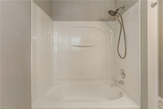 3 Tannenbaum Circle, Greensboro, NC 27410