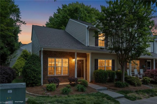 3 Tannenbaum Circle, Greensboro, NC 27410