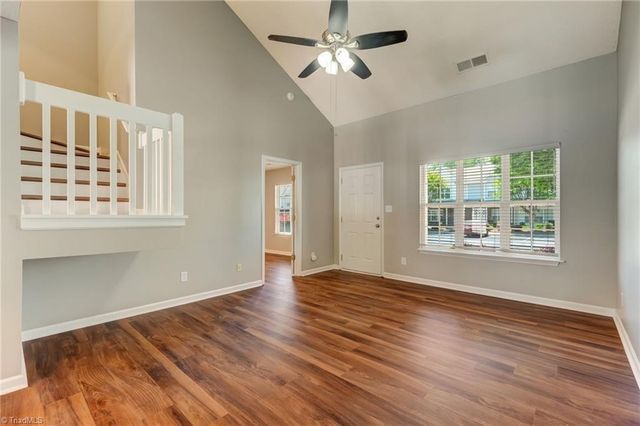 3 Tannenbaum Circle, Greensboro, NC 27410