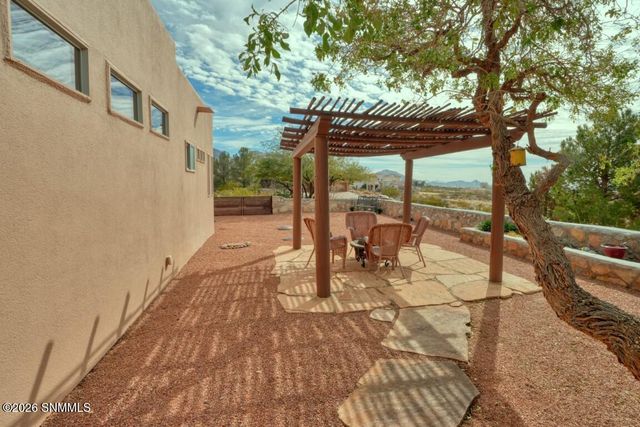 4930 Cripple Creek Road, Las Cruces, NM 88011