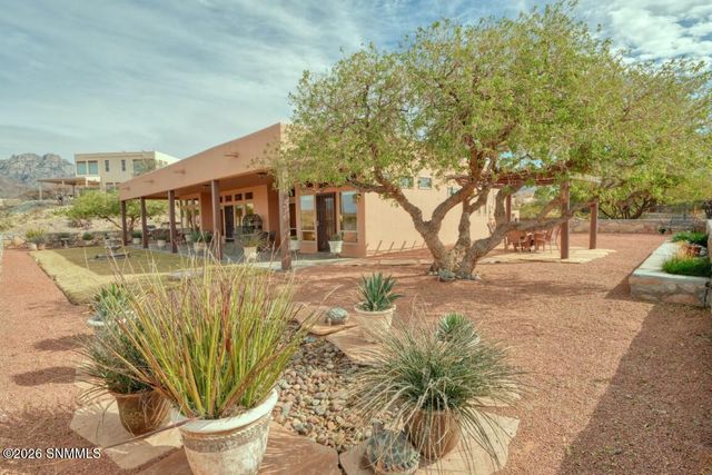 4930 Cripple Creek Road, Las Cruces, NM 88011