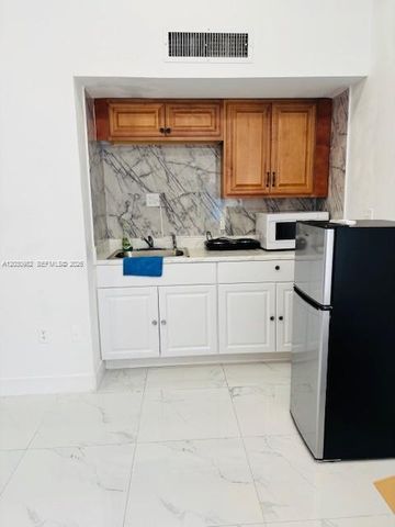 12337 SW 20th Ter B, Miami, FL 33175