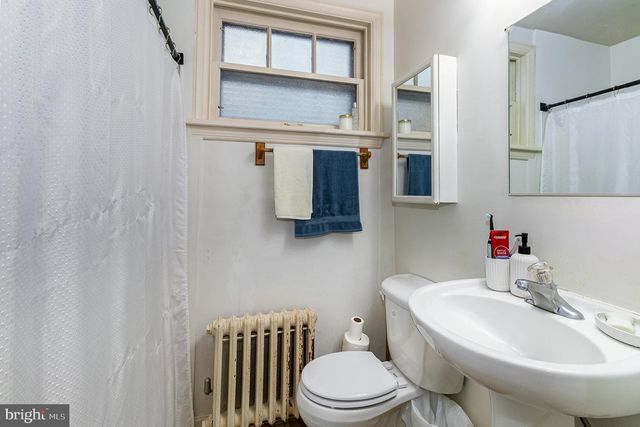 10 W POMFRET ST, Carlisle, PA 17013