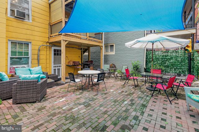 10 W POMFRET ST, Carlisle, PA 17013