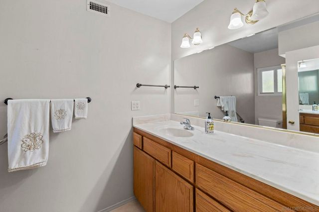 7849 Highwood AVE, La Mesa, CA 91941