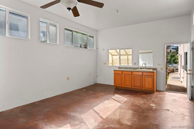 7849 Highwood AVE, La Mesa, CA 91941