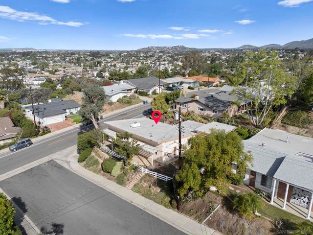 7849 Highwood AVE, La Mesa, CA 91941