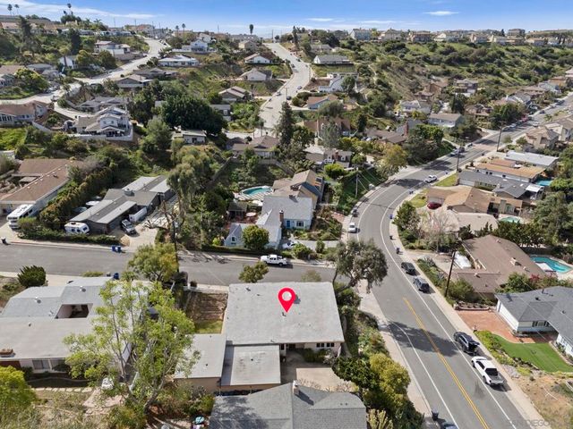 7849 Highwood AVE, La Mesa, CA 91941