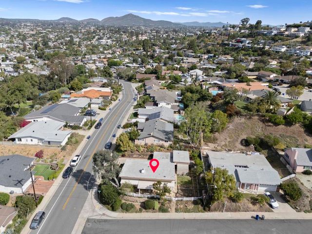 7849 Highwood AVE, La Mesa, CA 91941