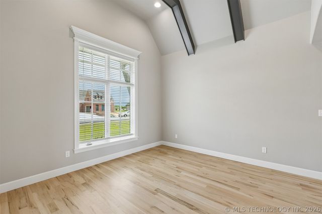 214 E 164th Place S, Glenpool, OK 74033