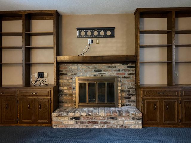 11905 26th Avenue N, Plymouth, MN 55441