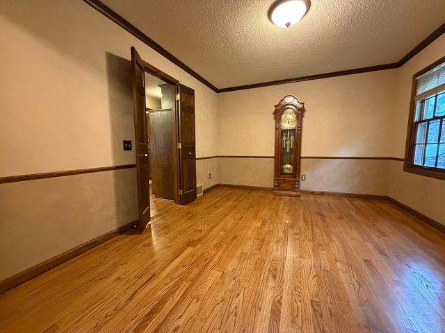 11905 26th Avenue N, Plymouth, MN 55441