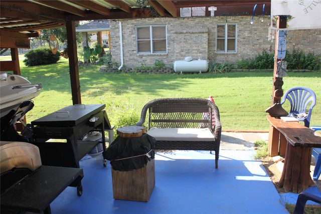 102 Wasco Cove, Lake Kiowa, TX 76240