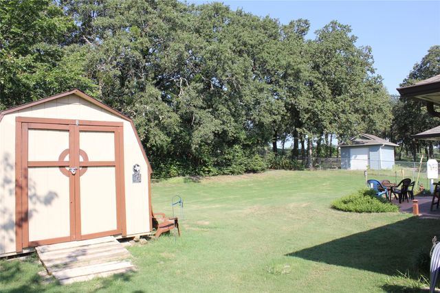 102 Wasco Cove, Lake Kiowa, TX 76240