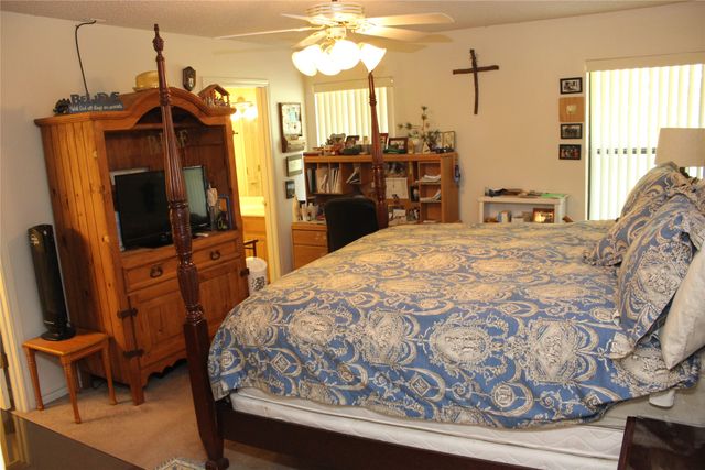 102 Wasco Cove, Lake Kiowa, TX 76240