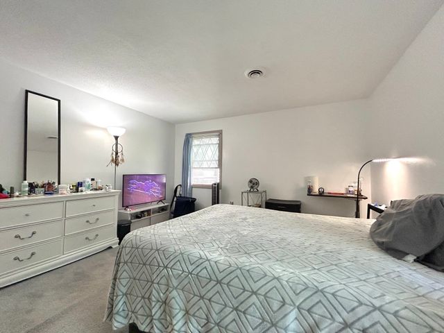 15 Thompson Dr 12, Randolph, MA 02368