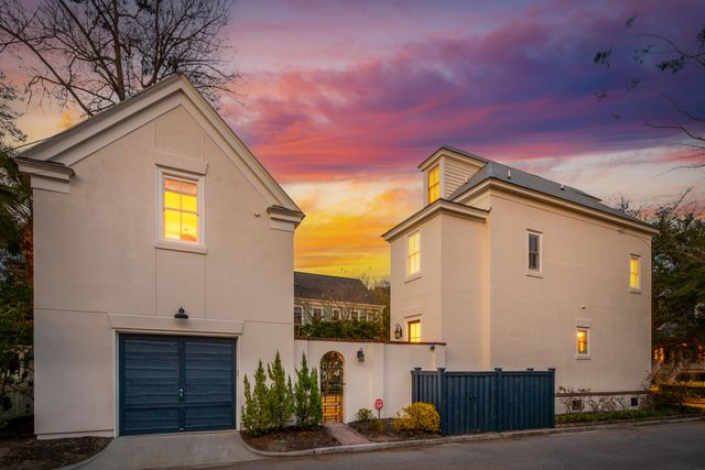 45 Eastlake Road, Mount Pleasant, SC 29464