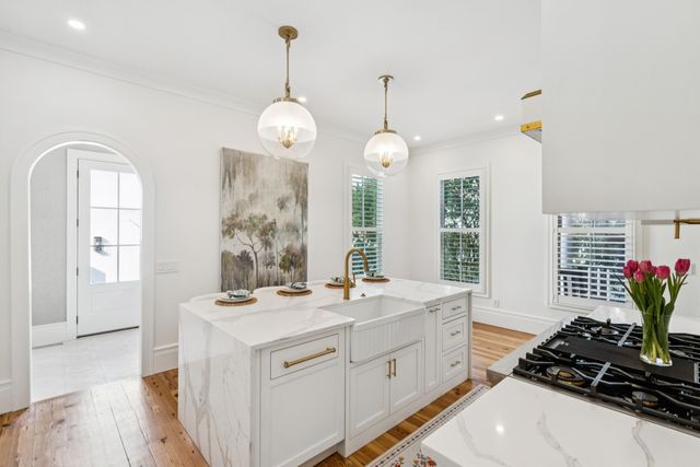 45 Eastlake Road, Mount Pleasant, SC 29464