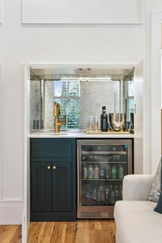 45 Eastlake Road, Mount Pleasant, SC 29464