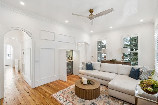 45 Eastlake Road, Mount Pleasant, SC 29464