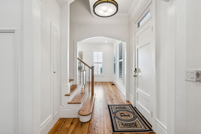 45 Eastlake Road, Mount Pleasant, SC 29464