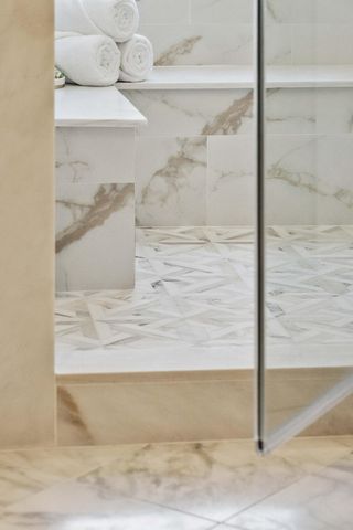 45 Eastlake Road, Mount Pleasant, SC 29464