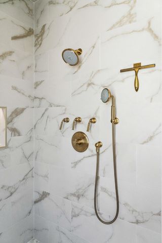 45 Eastlake Road, Mount Pleasant, SC 29464