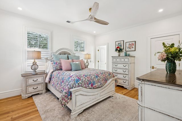 45 Eastlake Road, Mount Pleasant, SC 29464