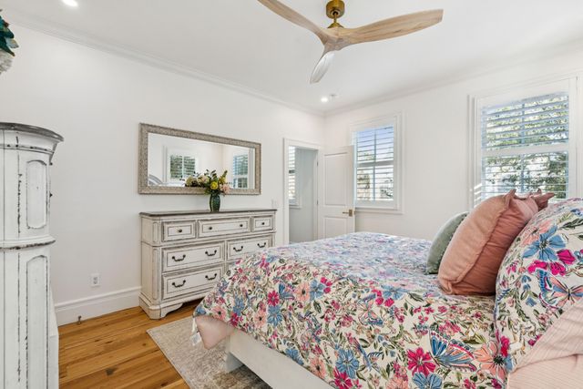 45 Eastlake Road, Mount Pleasant, SC 29464