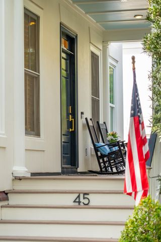 45 Eastlake Road, Mount Pleasant, SC 29464