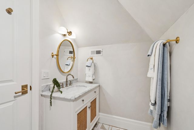 45 Eastlake Road, Mount Pleasant, SC 29464