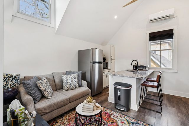 45 Eastlake Road, Mount Pleasant, SC 29464