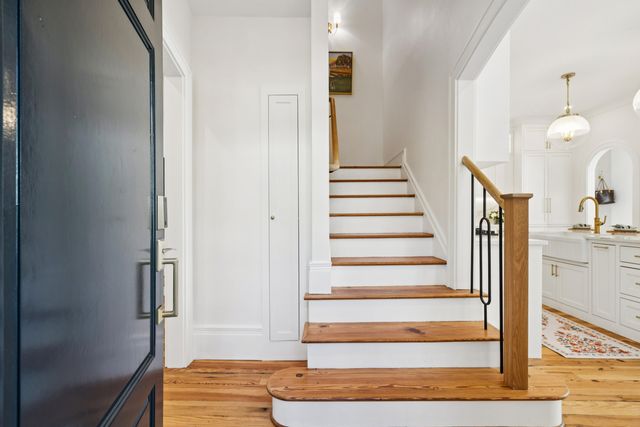 45 Eastlake Road, Mount Pleasant, SC 29464