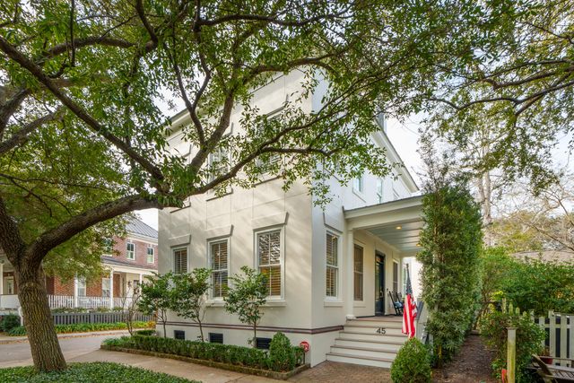 45 Eastlake Road, Mount Pleasant, SC 29464