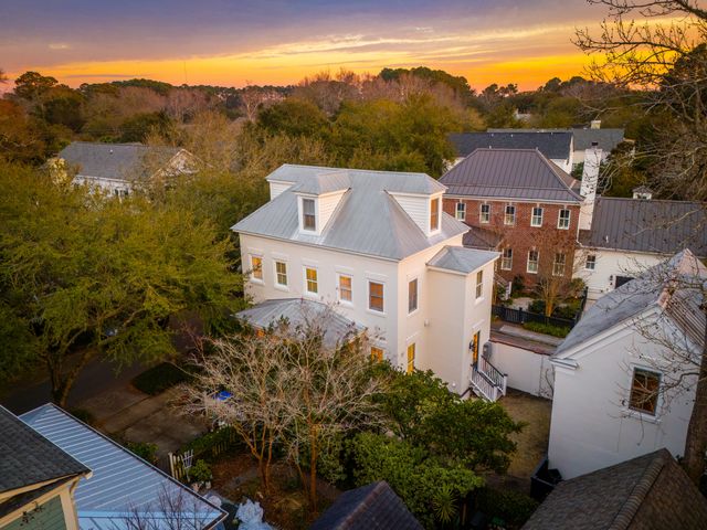 45 Eastlake Road, Mount Pleasant, SC 29464