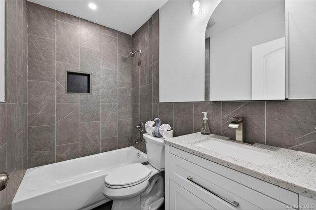 43 Robert Street, Patchogue, NY 11772