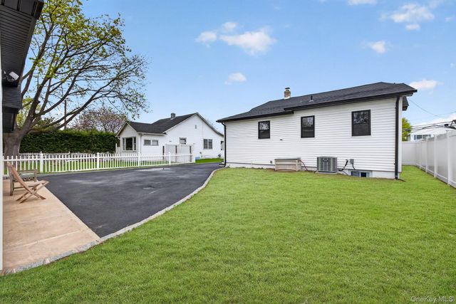 43 Robert Street, Patchogue, NY 11772