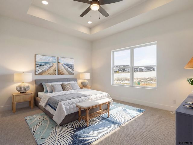 19938 Weir Street, Omaha, NE 68135