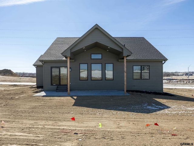 19938 Weir Street, Omaha, NE 68135