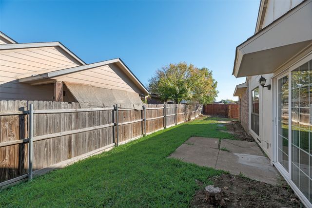 6015 Mcafee Drive, The Colony, TX 75056