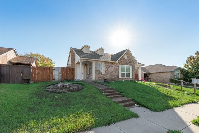 6015 Mcafee Drive, The Colony, TX 75056