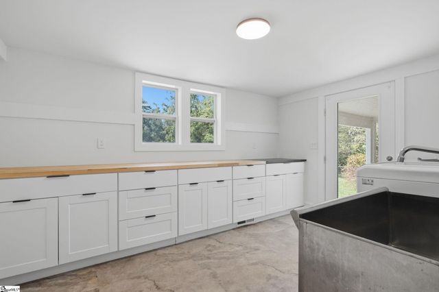 318 Elizabeth Drive, Greenville, SC 29615