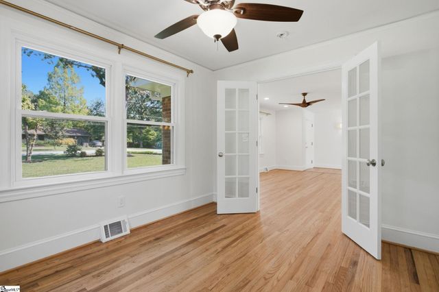 318 Elizabeth Drive, Greenville, SC 29615