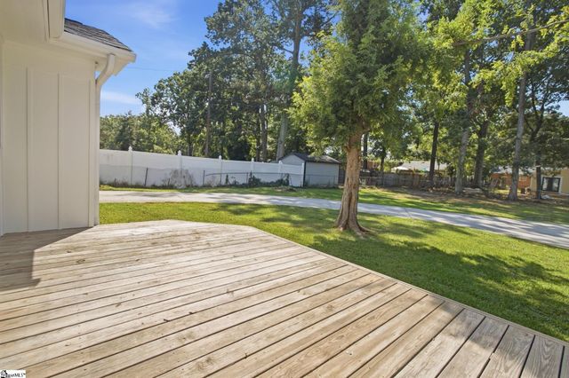 318 Elizabeth Drive, Greenville, SC 29615
